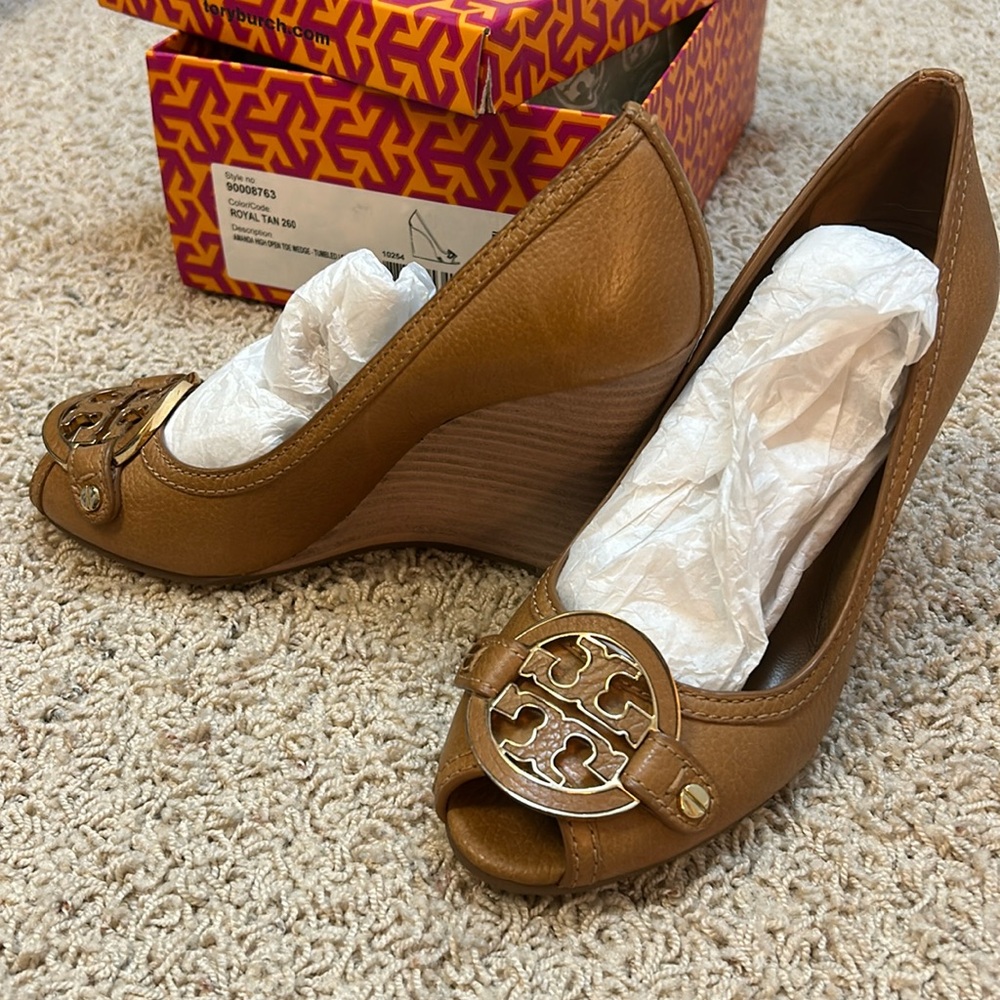 Brand new Tory Burch wedges